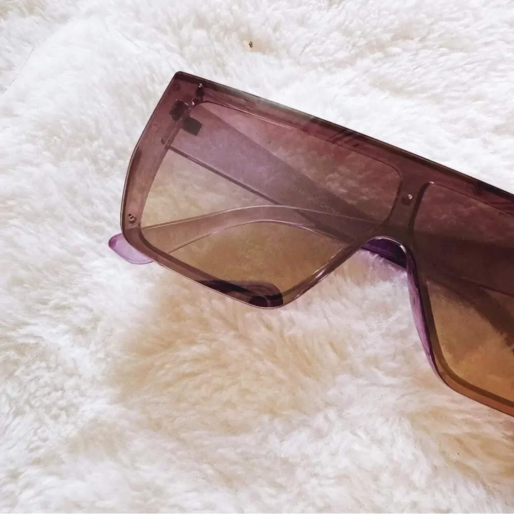 Greta Light Purple Oversized Statement Sunglasses